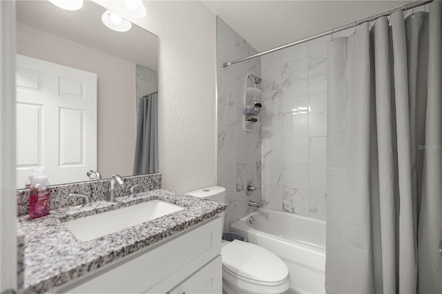 231 Marion Oaks Trl, Ocala, FL 34473 - full bath with vanity, shower / tub combo with curtain, and a textured wall