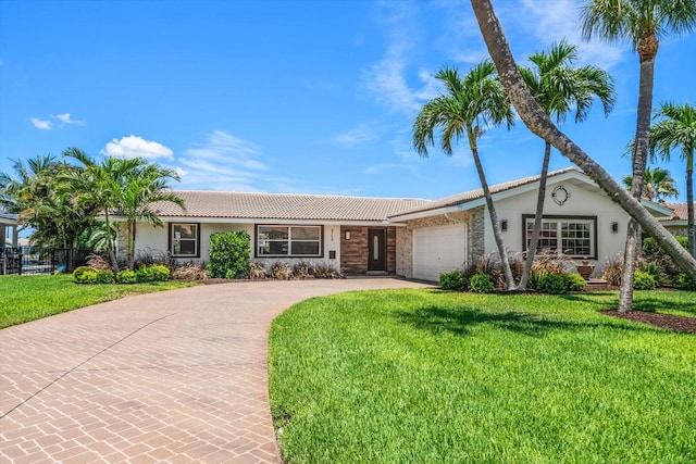 4754 Overlook Dr NE, Saint Petersburg, FL 33703 - photo 2