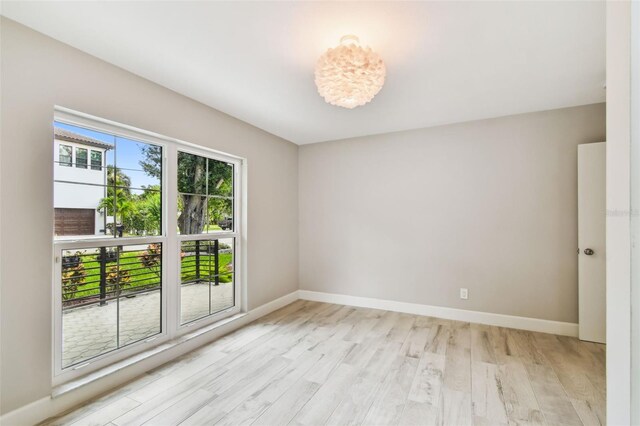 2 S Treasure Dr, Tampa, FL 33609 - photo 36