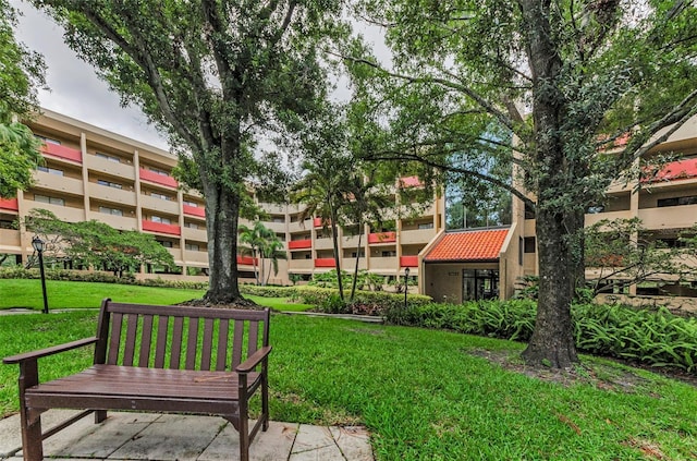 3062 Eastland Blvd Unit 308, Clearwater, FL 33761 - photo 2