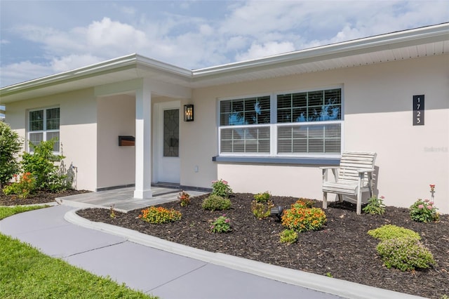 1723 Cypress Ave, Belleair, FL 33756 - entrance to property featuring stucco siding
