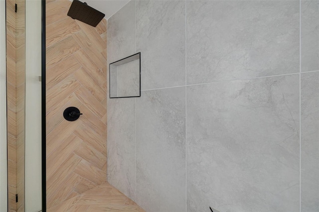 1723 Cypress Ave, Belleair, FL 33756 - bathroom view of tiled shower
