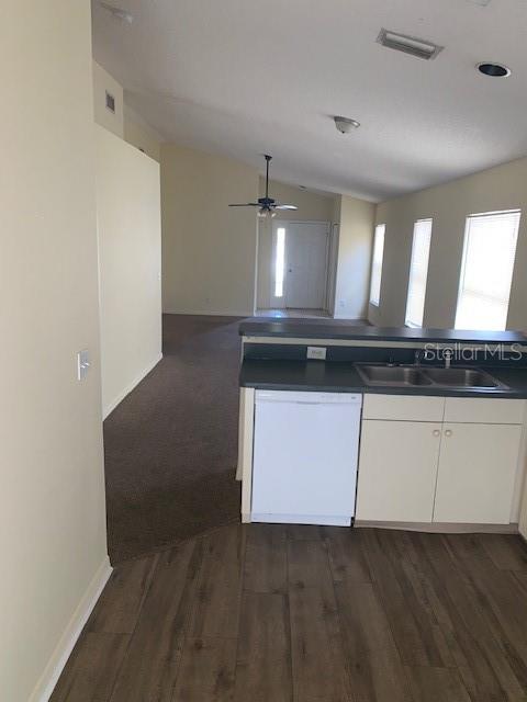 205 Summer Sails Dr, Valrico, FL 33594 - photo 5