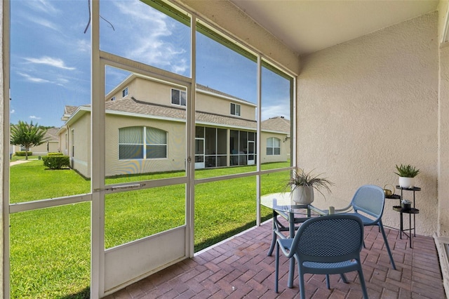 2537 Stanhope Dr, New Port Richey, FL 34655 - view of sunroom / solarium