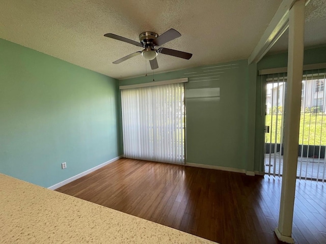 2625 State Road 590 Unit 2514, Clearwater, FL 33759 - empty room with wood finished floors, ceiling fan, and a textured ceiling