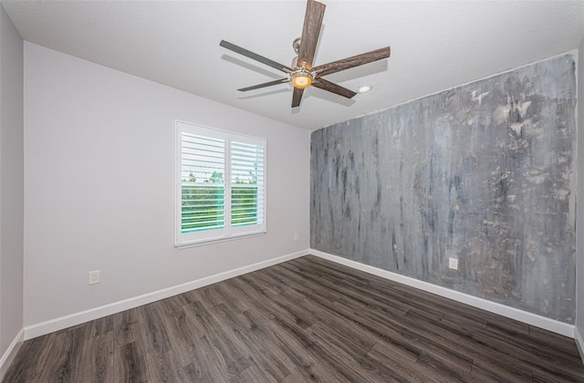 575 53rd Ave N, Saint Petersburg, FL 33703 - photo 17
