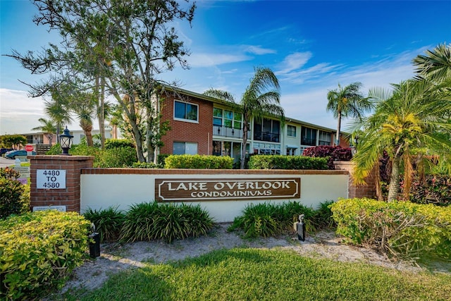 4580 Overlook Dr NE Unit 191, Saint Petersburg, FL 33703 - photo 1
