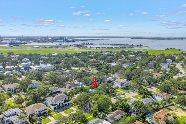 489 W Davis Blvd, Tampa, FL 33606 - aerial view of residential area with a large body of water
