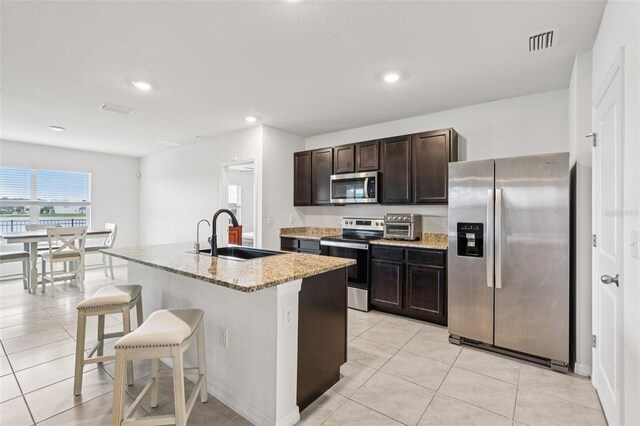 15825 Mauvewood Ave, Odessa, FL 33556 - photo 2