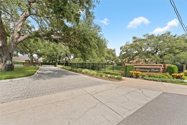 1553 Canopy Oaks Blvd, Palm Harbor, FL 34683 - photo 54