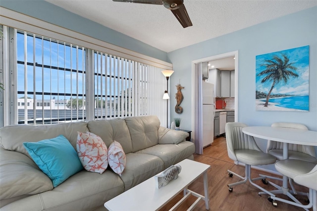 221 Fernwood Cir Unit 221, Seminole, FL 33777 - photo 14