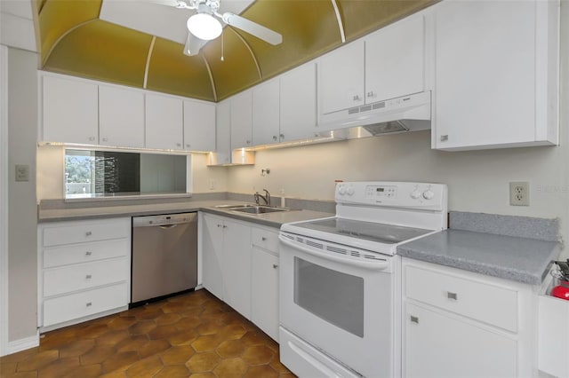 1200 N Shore Dr NE Unit 205, Saint Petersburg, FL 33701 - photo 4