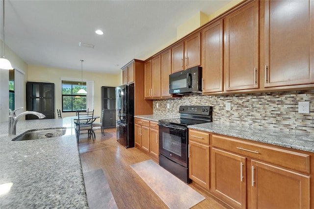 11911 Sunburst Marble Rd, Riverview, FL 33579 - photo 17