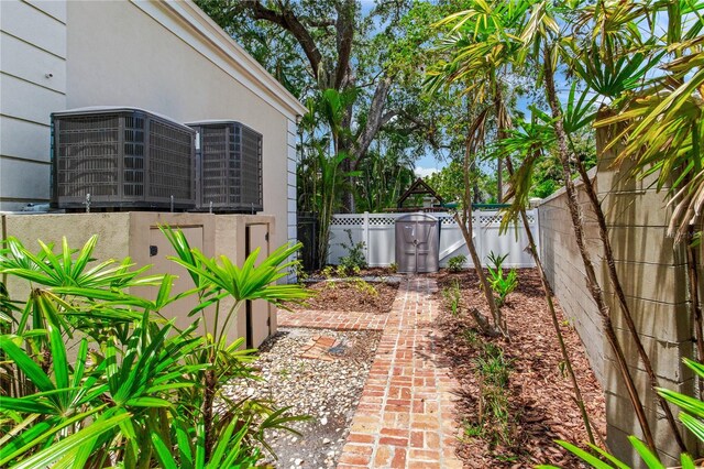 4901 W Estrella St, Tampa, FL 33629 - photo 65