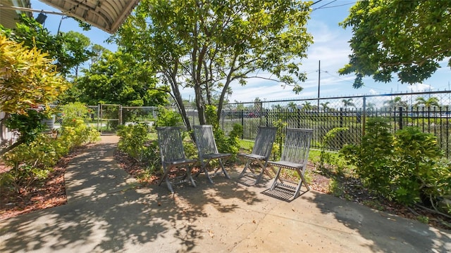 4720 Coronado Way S, Gulfport, FL 33711 - view of patio / terrace