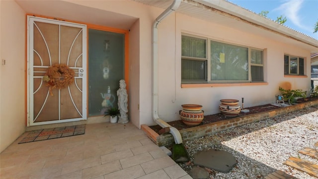 4720 Coronado Way S, Gulfport, FL 33711 - property entrance with stucco siding