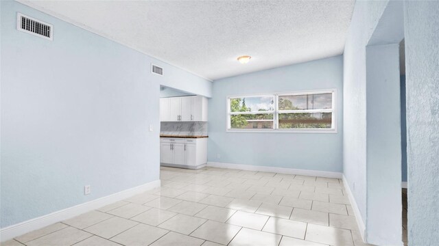 1840 Cadillac Cir, Tampa, FL 33619 - photo 25