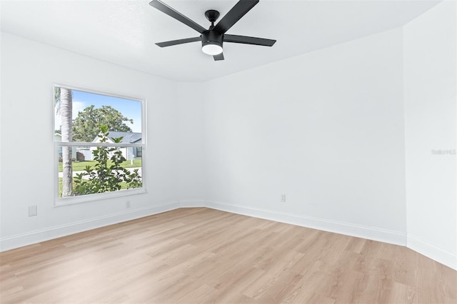 12106 Clearbrook Ct, Riverview, FL 33569 - spare room featuring light wood-style flooring and ceiling fan