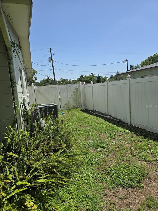 534 N Larry Cir, Brandon, FL 33511 - view of fenced backyard