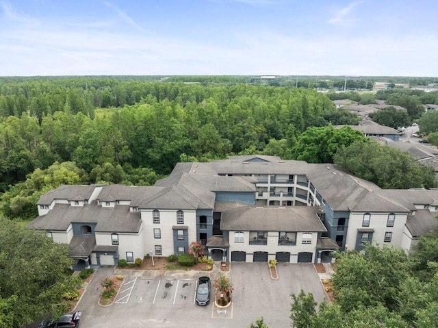 12912 Arbor Isle Dr Unit 202, Temple Terrace, FL 33637 - photo 2