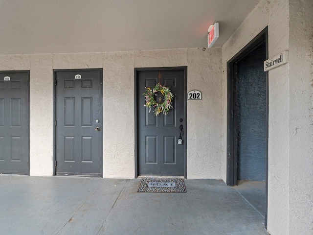 12912 Arbor Isle Dr Unit 202, Temple Terrace, FL 33637 - photo 3