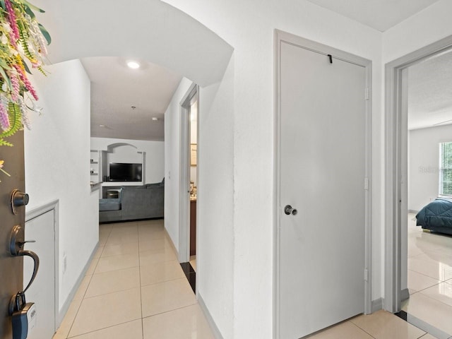 12912 Arbor Isle Dr Unit 202, Temple Terrace, FL 33637 - photo 4