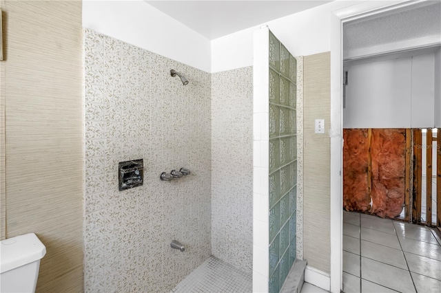 340 Bay Plz, Treasure Island, FL 33706 - full bathroom featuring tiled shower and tile patterned flooring