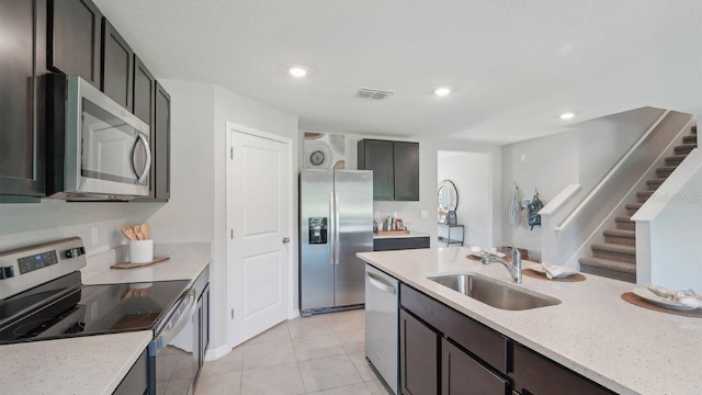 7710 Wheat Stone Dr, Zephyrhills, FL 33540 - photo 4