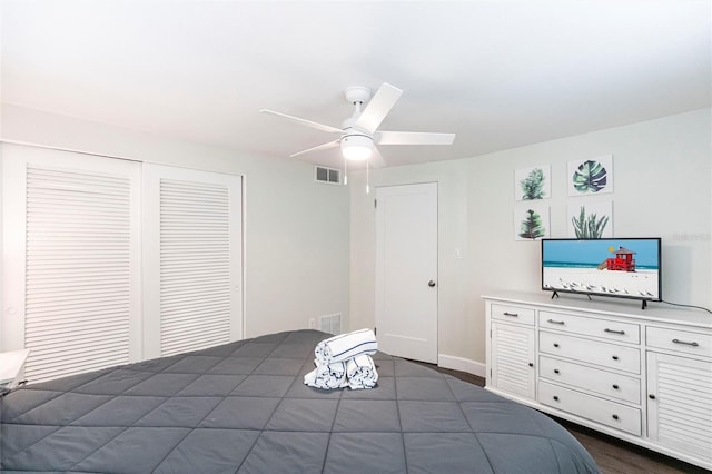 6020 Midnight Pass Rd Unit 49, Sarasota, FL 34242 - bedroom featuring a closet and a ceiling fan