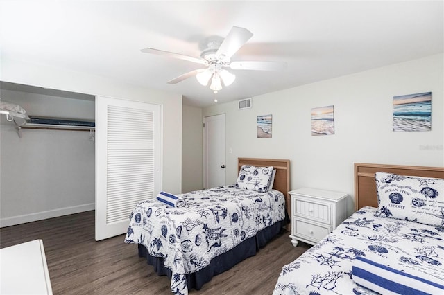 6020 Midnight Pass Rd Unit 49, Sarasota, FL 34242 - bedroom featuring a closet, dark wood finished floors, and ceiling fan
