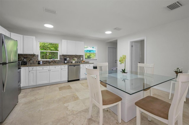 2121 Dodge St, Clearwater, FL 33760 - photo 12