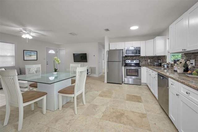2121 Dodge St, Clearwater, FL 33760 - photo 13