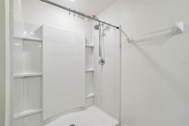 4119 Autumn Amber Dr, Spring Hill, FL 34609 - bathroom with a shower