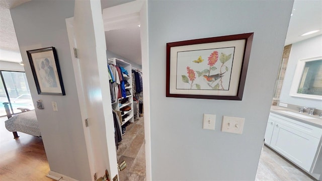 2215 Toniwood Ln, Palm Harbor, FL 34685 - hall with a sink