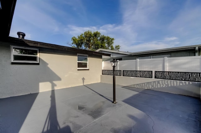 7031 Magnolia Valley Dr, New Port Richey, FL 34653 - view of patio / terrace