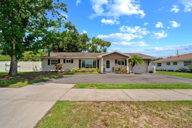 2307 S Kingsway Rd, Seffner, FL 33584 - photo 6