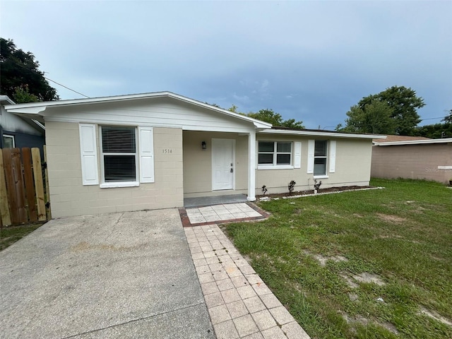 1514 Crest Ave, Leesburg, FL 34748 - photo 1