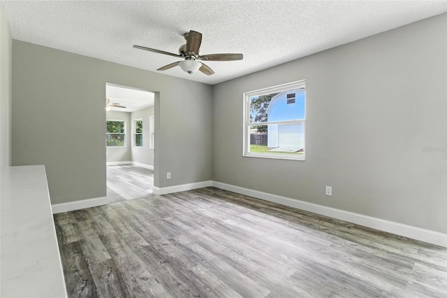 105 Dunbridge Dr, Palm Harbor, FL 34684 - photo 36