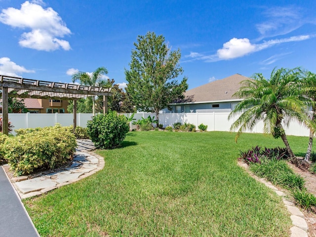 3503 Graycliff Ln, Brandon, FL 33511 - fenced backyard featuring a pergola