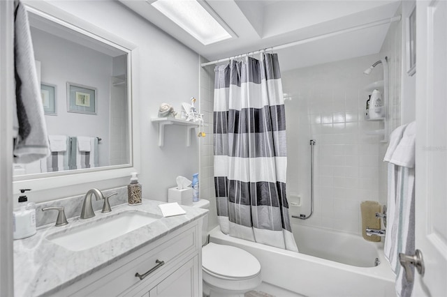 900 Maclaren Dr N Unit D, Palm Harbor, FL 34684 - full bathroom with vanity and shower / bathtub combination with curtain