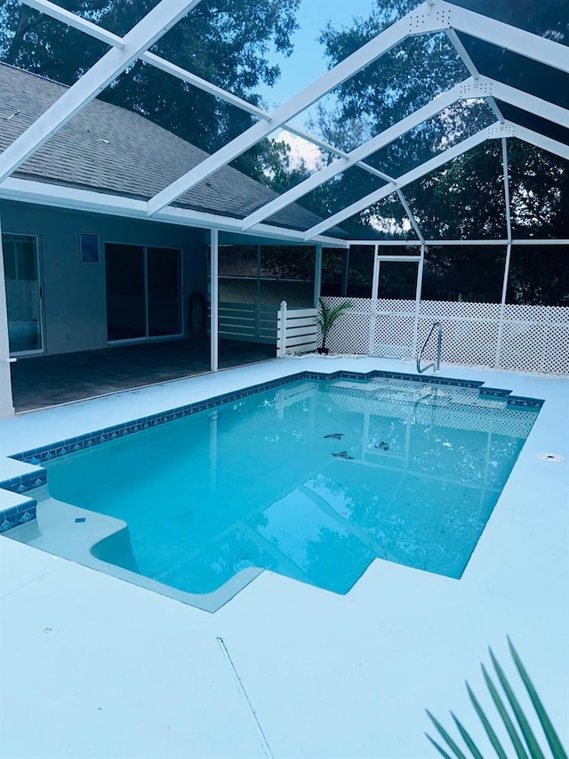 10444 Fordham St, Spring Hill, FL 34608 - outdoor pool featuring a patio area and a lanai