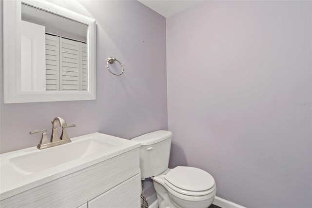 9209 Seminole Blvd Unit 13, Seminole, FL 33772 - bathroom with vanity and toilet