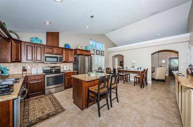 6387 4th Ave S, Saint Petersburg, FL 33707 - photo 9