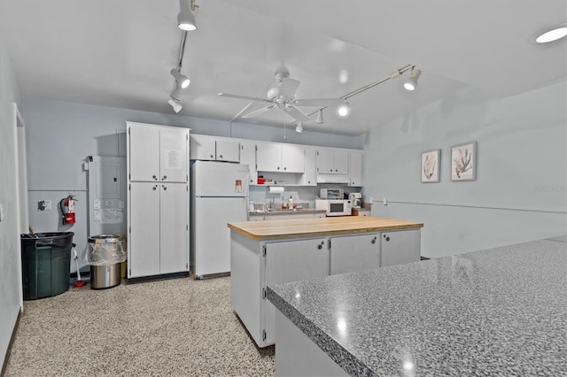4540 Overlook Dr NE Unit 246, Saint Petersburg, FL 33703 - photo 25
