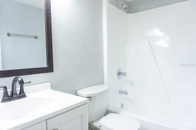 220 Berry Tree Pl Unit 220, Brandon, FL 33510 - full bath featuring vanity and bathtub / shower combination