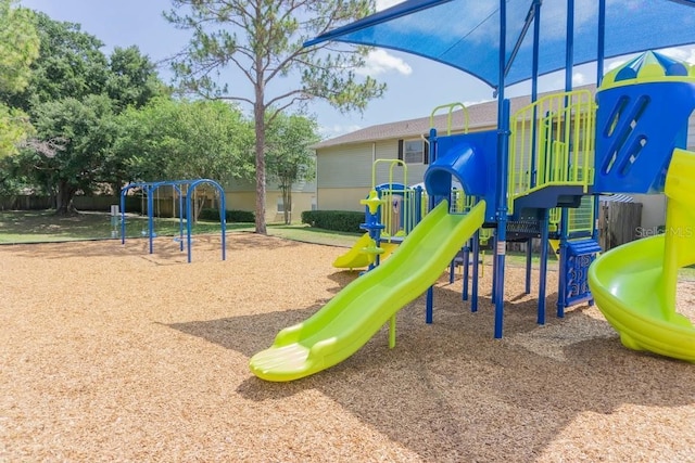 220 Berry Tree Pl Unit 220, Brandon, FL 33510 - view of community jungle gym