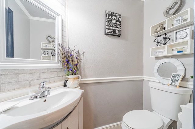 1205 Sweet Gum Dr, Brandon, FL 33511 - bathroom featuring vanity and crown molding
