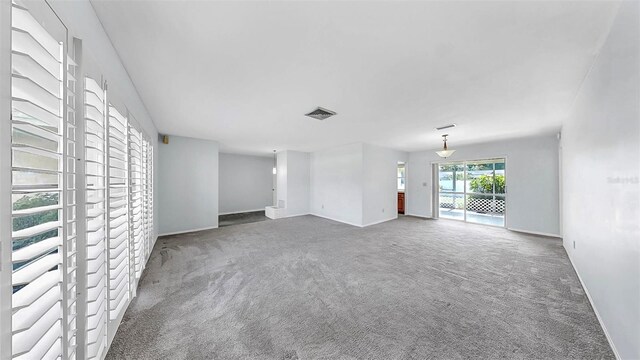 8671 11th St N, Saint Petersburg, FL 33702 - photo 9