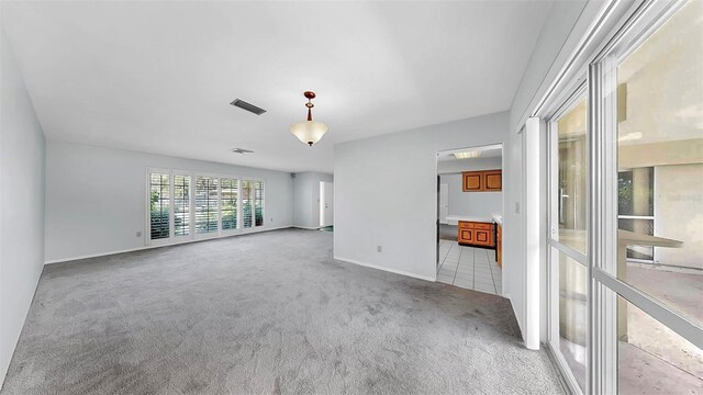 8671 11th St N, Saint Petersburg, FL 33702 - photo 11
