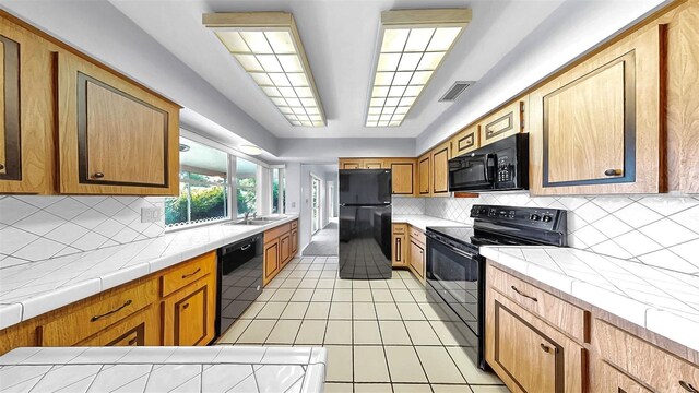 8671 11th St N, Saint Petersburg, FL 33702 - photo 12